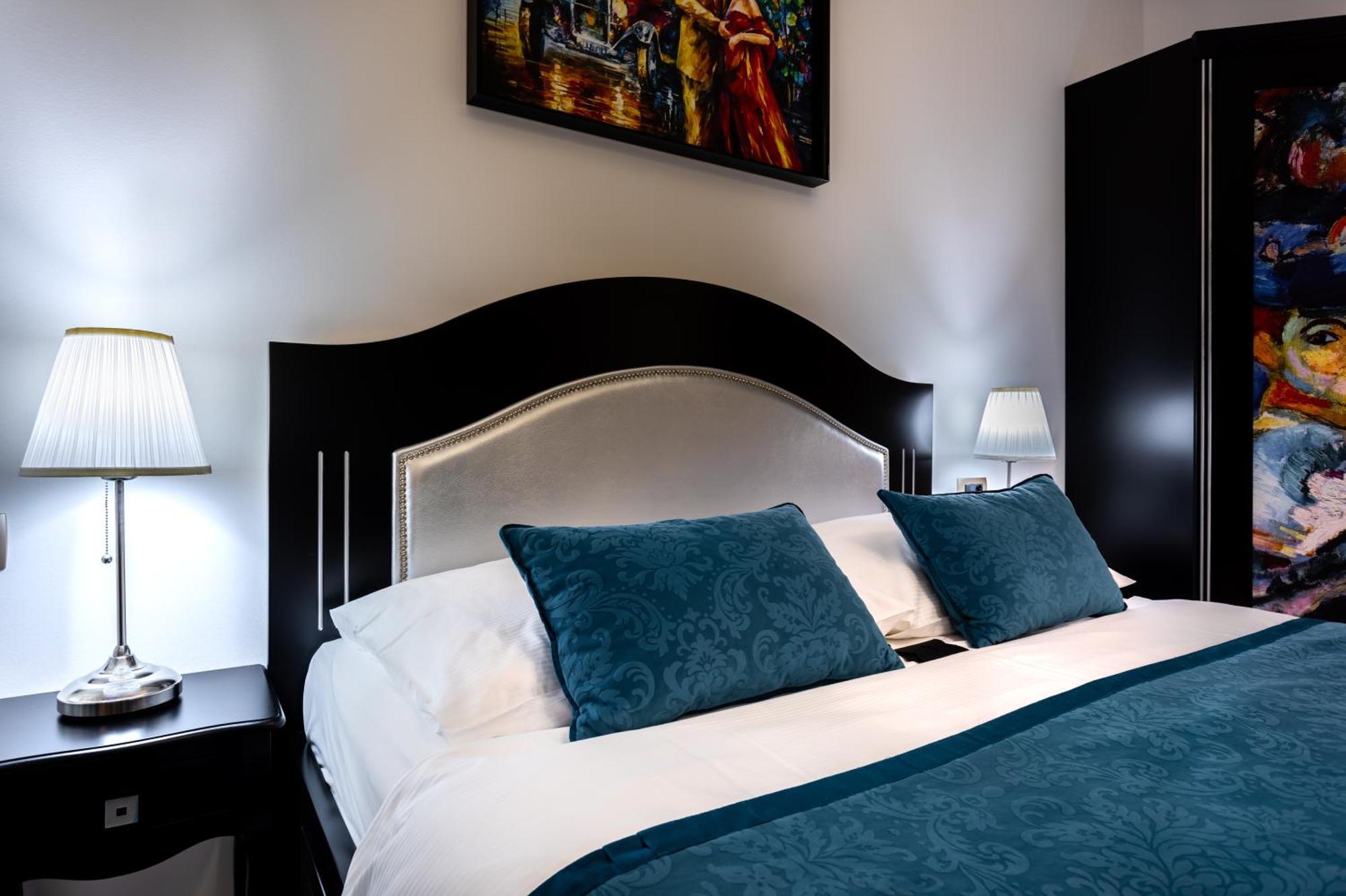 Hotel Heritage Forza Baska  Bagian luar foto
